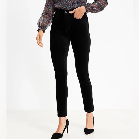 LOFT Pants - LOFT Black Velvet Skinny Pants